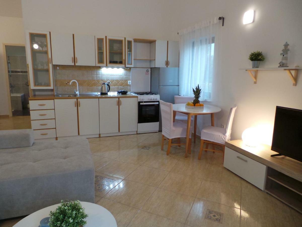 Lunaris * Zadar